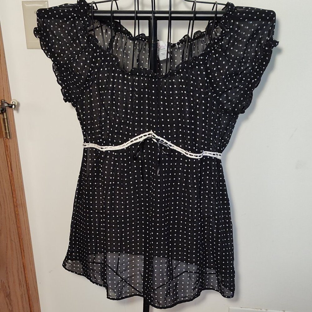 Oh Baby by Motherhood black & white polka dot blouse, excellent condition, sz L